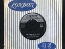 BOBBY FULLER FOUR Love’s Made A Fool Of You UK 1st LONDON HLU 10041 7” 45 VINYL