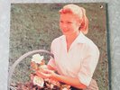 Helmet  ”Betty” Vinyl Double 10” AMREP097