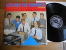 LP LES GROUPES DE JOHNNY HALLYDAY JOEY AND THE SHOWMEN/GOLDEN STARS COMME NEUFS