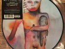 MARILYN MANSON - This Is The New Shit  10