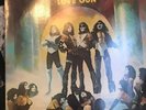 KISS Love Gun Netherlands/Holland Early 80’s Pressing 6399 063 Stanley Simmons