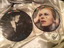 DAVID BOWIE - 2 x PICTURE DISC 7” VINYL. LIFE ON MARS / GOLDEN YEARS. VGC.
