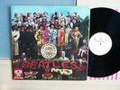 Beatles St. Peppers Lonely Hearts Club Band Hör Zu  LP Near Mint SHZE 401
