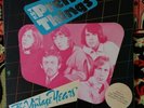 THE PRETTY THINGS - THE VINTAGE YEARS Sire Records USA 1976 DBL LP Signed