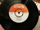 SOUL VENDORS / JOE HIGGS - ROCKING SWEET PEA / CHANGE OF PLAN Studio 1 VG+ 7
