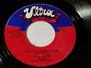FLICK WILSON - KEEP THE TROUBLES DOWN Roots /REGGAE 45