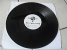 JOHNNY HALLYDAY TEST PRESSING  UNIVERSAL (LES BRAS EN CROIX ) 33f  NEUF