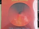 ROBIN TROWER - FOR EARTH BELOW        (B10)