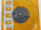 BEATLES I am the Walrus / Hello Goodbye 7