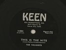 The VALIANTS This is the Night / Good Golly Miss Molly KEEN 4-4004 strong VG+