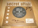 *SIGNED* SECRET AFFAIR DO I LOVE YOU SX225 chords MOD REVIVAL 79 LAMBRETTAS