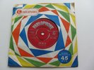 THE BEATLES  1962    LOVE ME DO RED    PARLOPHONE    P  T TAX CODE