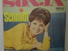 SONJA SCHMIDT - Ein himmelblauer Trabant  = 7
