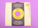 Looking Glass - One By One - Brandy (Your A Fine Girl) - 45 RPM 7