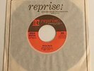 Miriam Makeba / Pata Pata & The Ballad of The Sad Young Men / Reprise '67 45 NM+