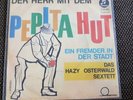 Das Hazy Osterwald Sextett - Der Herr mit dem Pepita-Hut 7'' Single