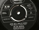 DEE DEE WARWICK- GOTTA GET A HOLD ON MYSELF/ANOTHER LONELY SATURDAY - UK MERCURY