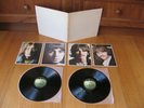 THE BEATLES - White Album 2LP - 1970's AUSTRALIA - WITH 4 PHOTOS