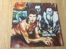 DAVID BOWIE - DIAMOND DOGS. 1974 LP RECORD WITH 