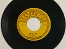 M-  Rockabilly 45 / WARREN SMITH / SUN 250 / Ubangi Stomp / Black Jack David