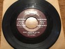The Dusters-Dont Leave Me To Cry/I Love Tou Baby/Rare Doo-Wop/R&B/VG/VG+