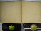 BEATLES WHITE ALBUM APPLE AP-8570,1 JAPAN POSTER RED VINYL VINYL 2LP