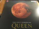 SUPERBE ET  RARE   33T DISQUE COULEUR QUEEN/FREDDY MERCURY/ THE CULT DIMENSION