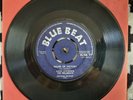 Azzie Lawrence - Palms Of Victory / So Far Apart ORIG UK Blue Beat 45  Azie