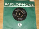 THE BEATLES - She Loves You PARLOPHONE R 5055 (1963) 7