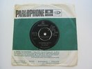 THE BEATLES   ORIGINAL  1966 UK 45  PAPERBACK WRITER