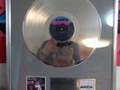 1 Whitney Houston Arista In-House Award goldene Schallplatte