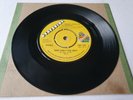 Edward Hamilton & The Arabians ?– Baby Don't You Weep / I'm Gonna Love You 7