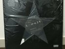 DAVID BOWIE / BLACK STAR LP FIRST PRESS 2015 W/CLEAR CASE, BOOKLET