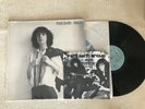 Patty Smith - Horses - 1975 vinyl LP awesome shape with 45 Gloria and My Gen