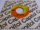 THE DAISIES - COLD WAVE / PUT YOUR ARMS AROUND ME, HONEY - CAPITOL