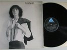 PATTI SMITH GROUP. HORSES. 1st PRESS. ORIG UK VINYL LP. ARISTA ARTY 122.1975