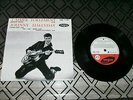 ep  johnny hallyday 45 tours reedition t'aimer follement