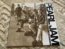 PEARL JAM LP LOVE AND TRUST MTV UNPLUGGED
