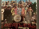 THE BEATLES ORIGINAL 1967 SGT PEPPER VINYL CAPITOL RECORDS WITH CUTOUTS