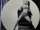 MADONNA : DEEPER AND DEEPER 12