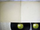 BEATLES WHITE ALBUM APPLE EAS-77001,2 Japan VINYL 2LP
