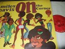MILES DAVIS : ON THE CORNER LP COLUMBIA 31906 USA