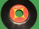 45RPM BUNNY SIGLER Always In The Wrong Place/Girl Don’t make Me Wait, Leon Huff