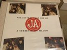 Jefferson Airplane Volunteers Take Off On A Surrealistic Pillow Bootleg NM-/NM-
