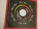 THE BEATLES PLEASE PLEASE ME/FROM ME TO YOU 45 RECORD OVAL LOGO VEE JAY VG++