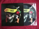 Guns N' Roses - 12