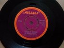 The Jackson Sisters - I Believe In Miracles - Mums Records (S MUM 1829)