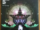 Noel Gallagher's High Flying Birds 12