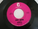 1960's Garage ( THE SONICS ) on Etiquette ''Shot Down'' 45rpm