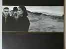 U2 - The Joshua Tree 1987 gatefold vinyl with inserts VG+/VG+ B2